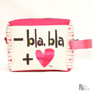 Estuche menos blabla más amor